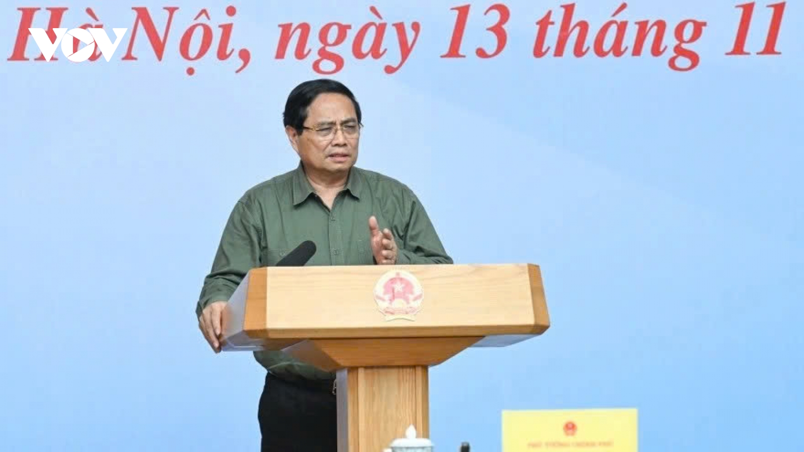 PM calls for joint effort to help disaster-hit residents in central region